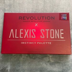 Makeup Revolution x Alexis Stone Instinct Palette